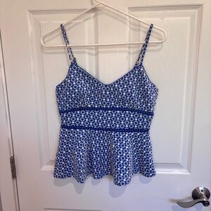 🔴 Skies Are Blue floral tank